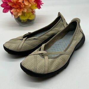 Clarks collection Tan Leather Slip On Ballet Style Loafers Size 10 MCL7301